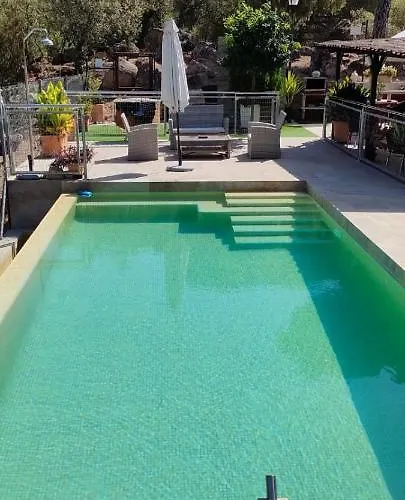 Chalet De Madera Junto Al Jaras *