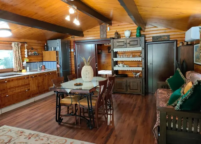 De Madera Junto Al Jaras Chalet *