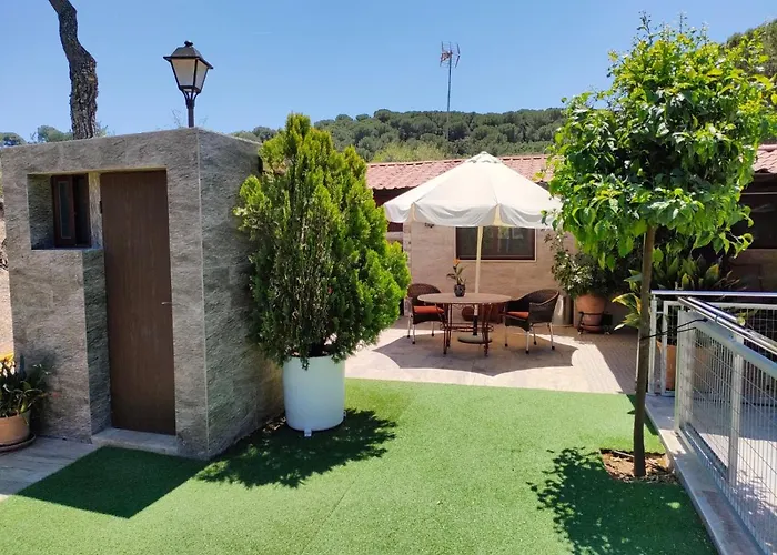 Chalet De Madera Junto Al Jaras *