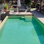 Horská chata De Madera Junto Al Jaras *