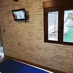 Horská chata De Madera Junto Al Jaras Córdoba